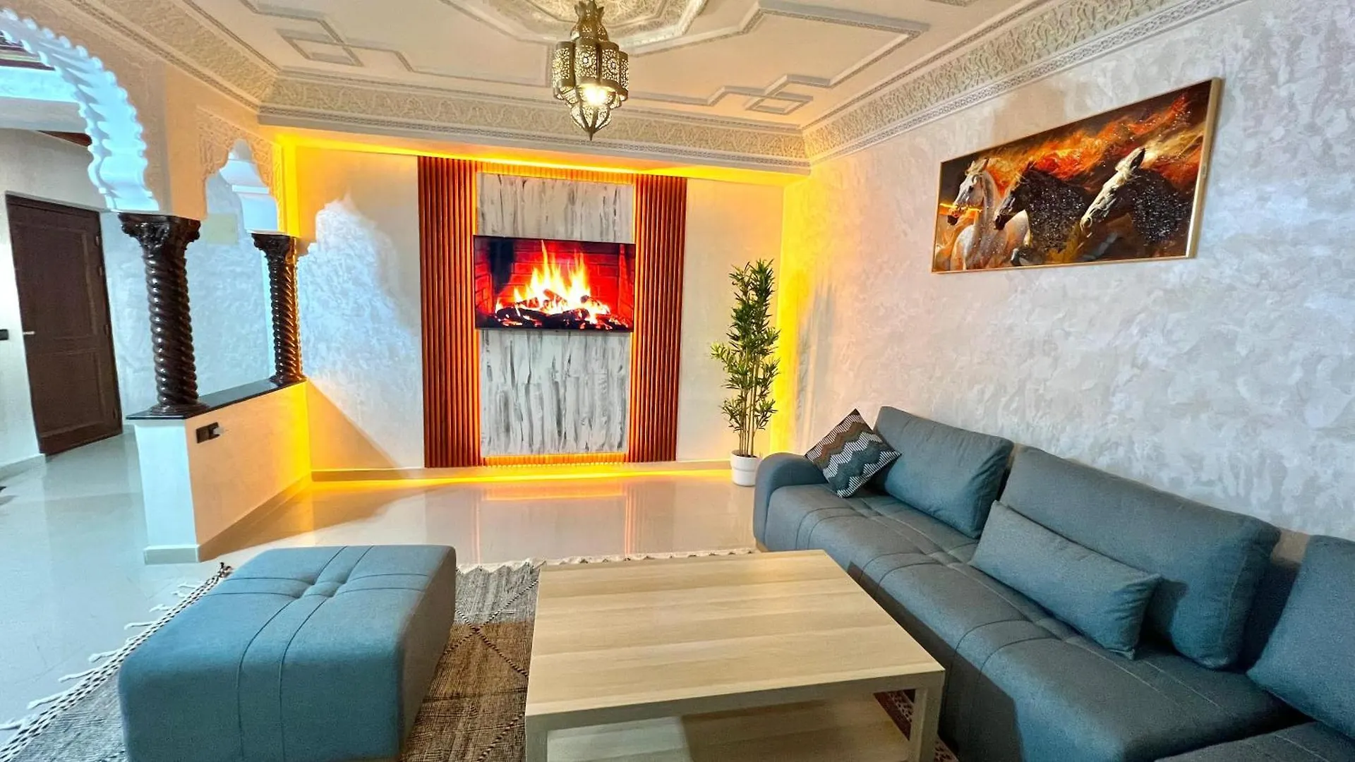Appartement De Luxe Avec Jacuzzi Prive & Terrasse Au Coeur De Marrakech Marakeş